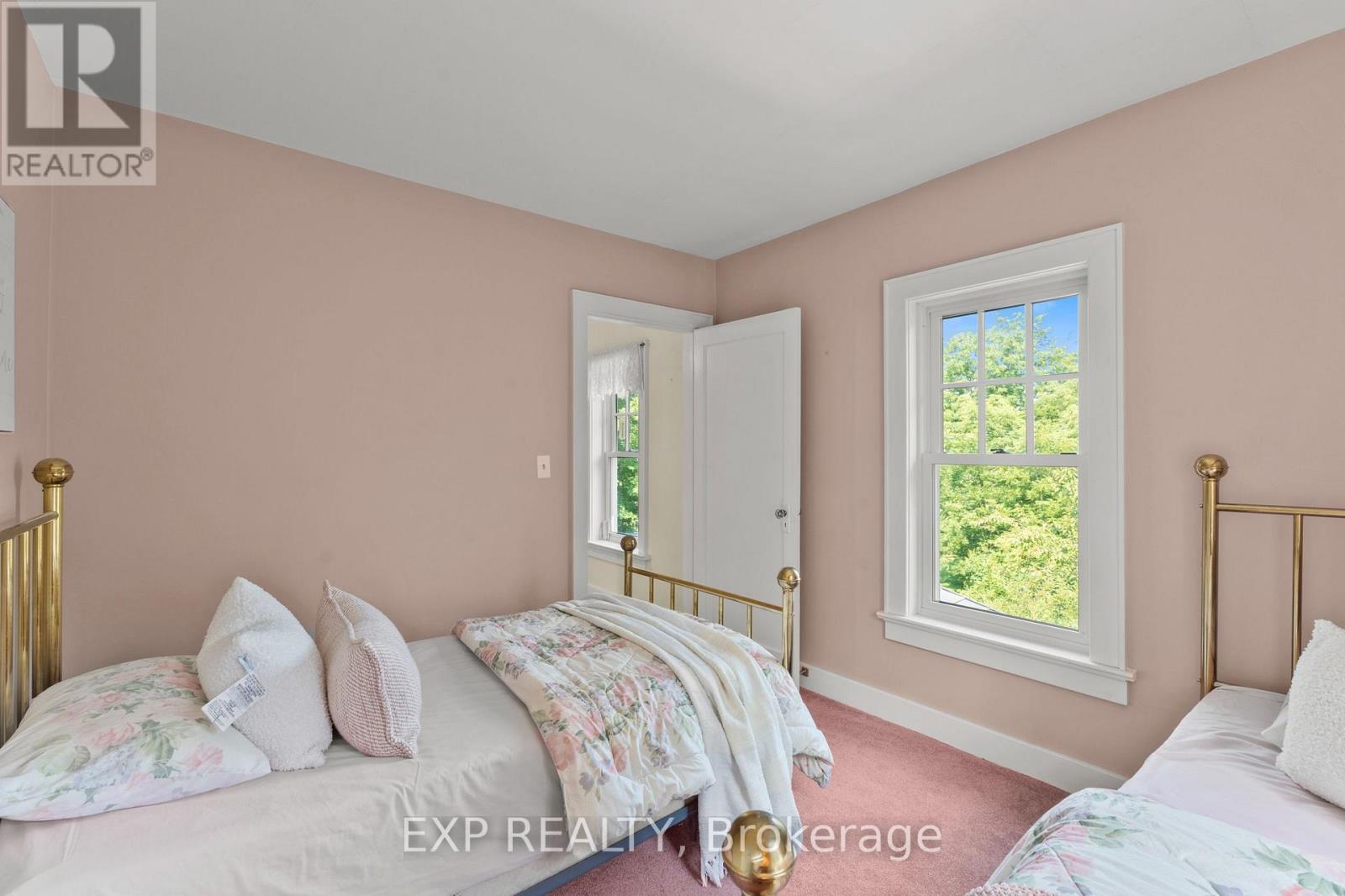 83610 OLD RIVER ROAD W - 31