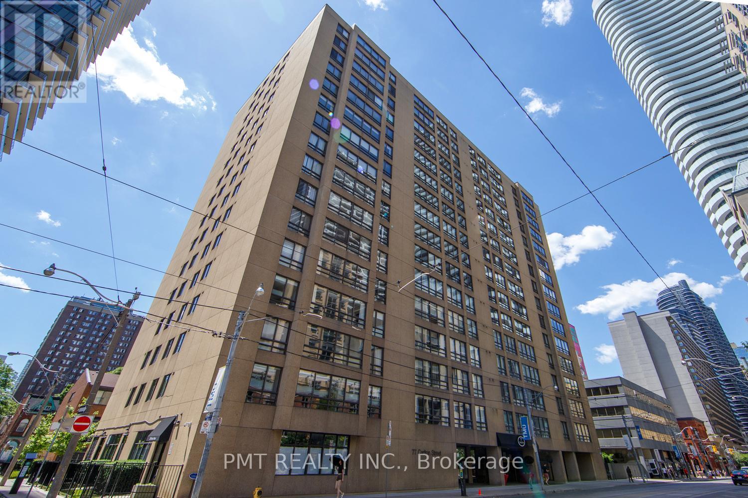 #202 77 CARLTON STREET - 32