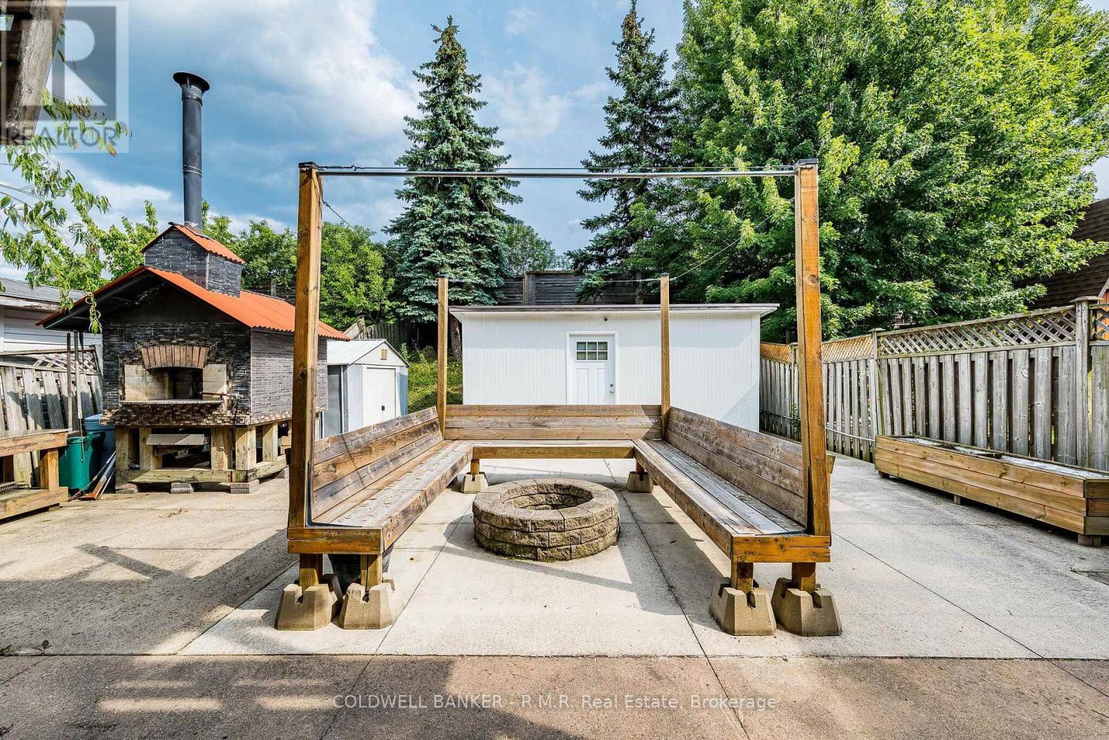 292 UKRAINE ROAD - Image 35