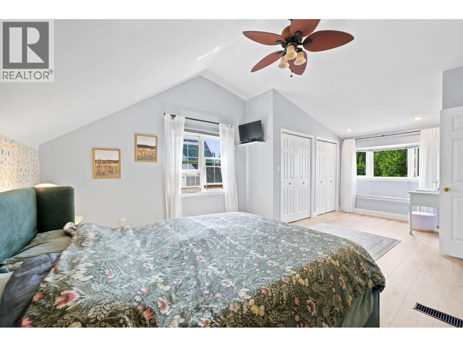 829 EIGHTH AVENUE, New Westminster