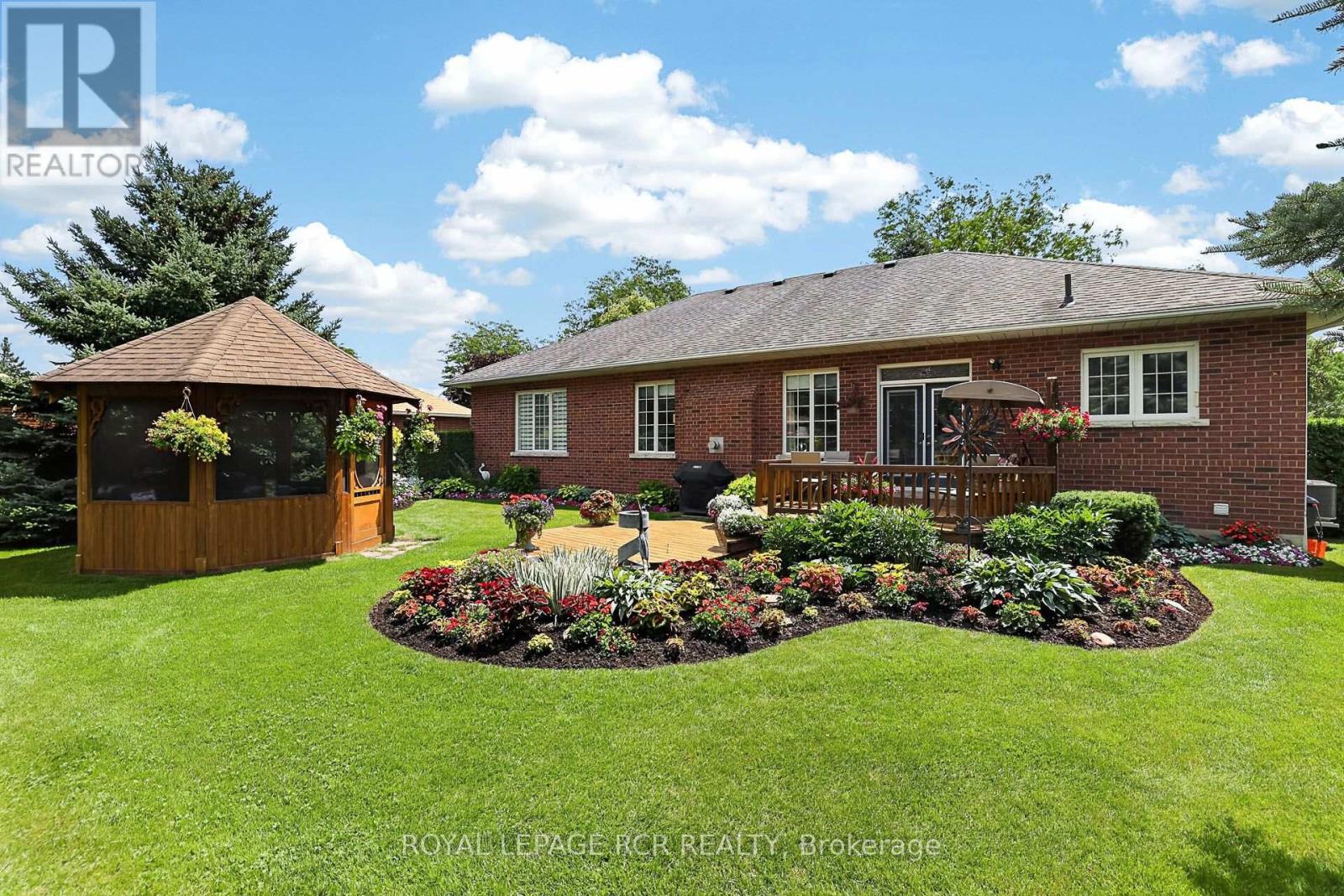 14 TRANMER ROAD - Image 32