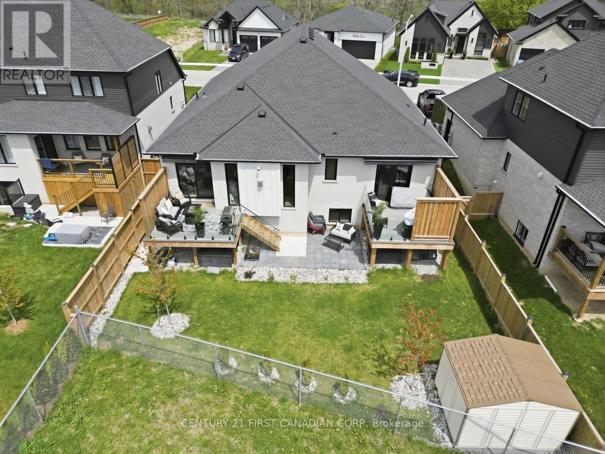 31 BRISCOE CRESCENT - Image 46