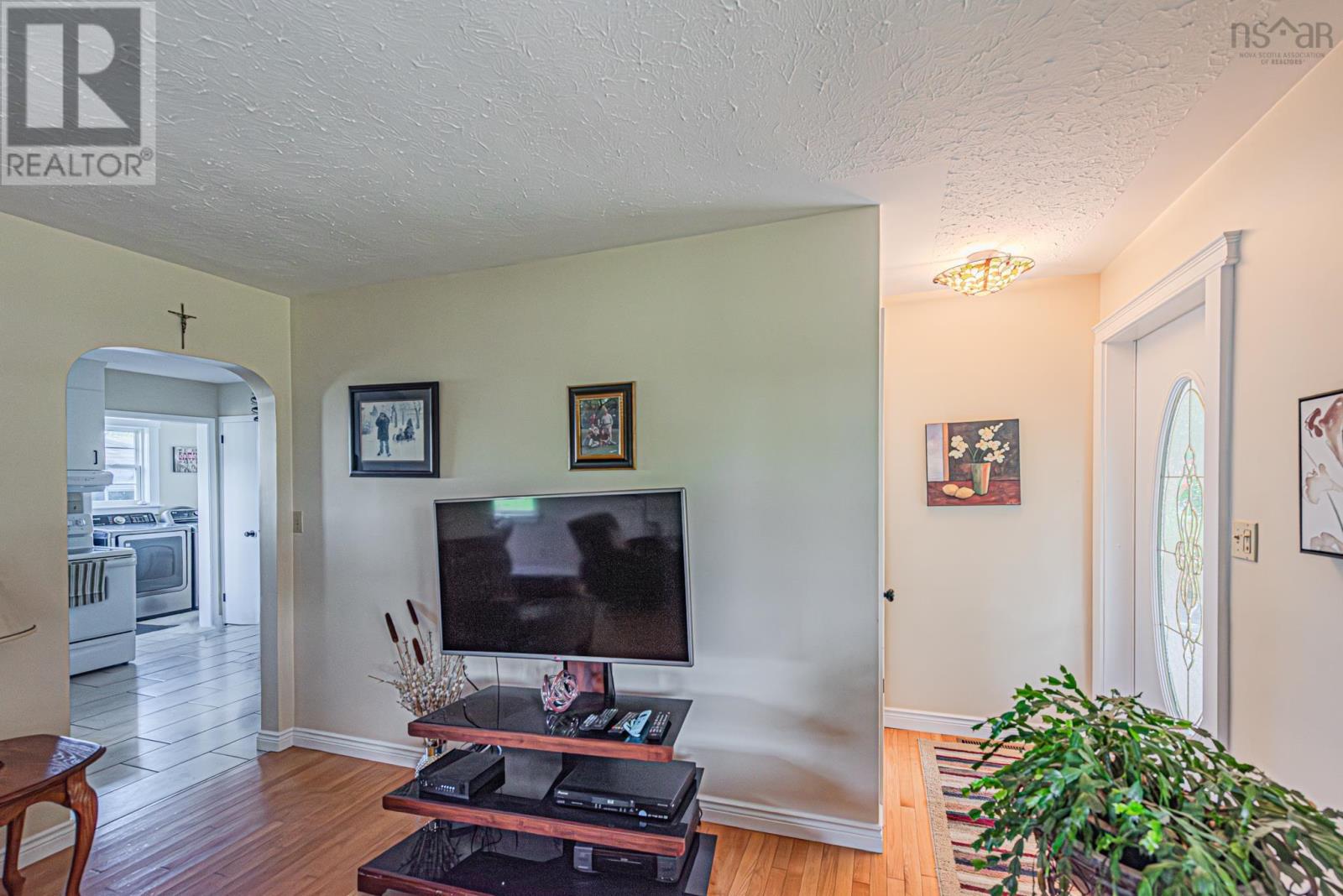 Property 7 of 49 of 112 Pleasant Street