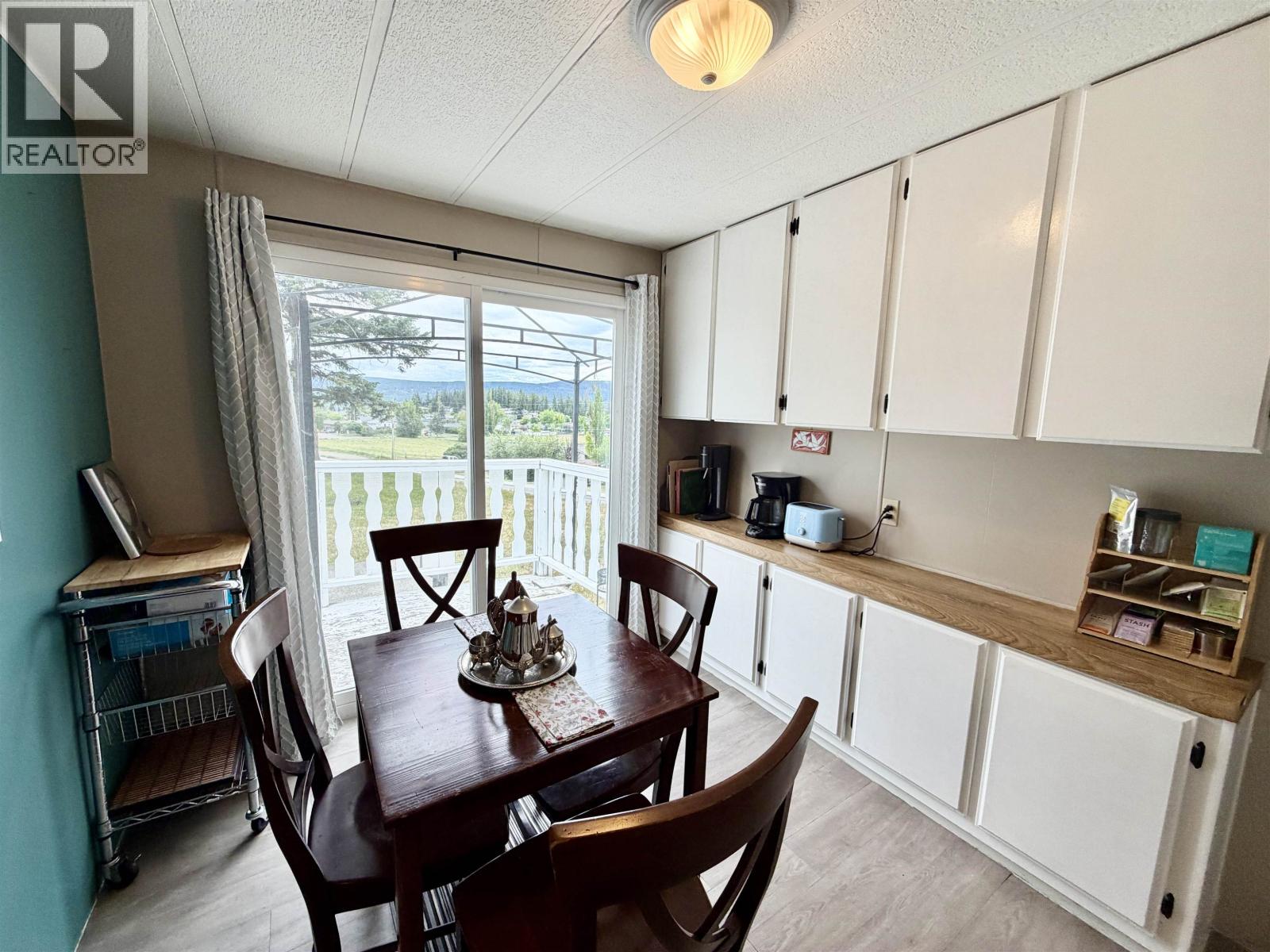 #77 770 N 11TH AVENUE - Image 8