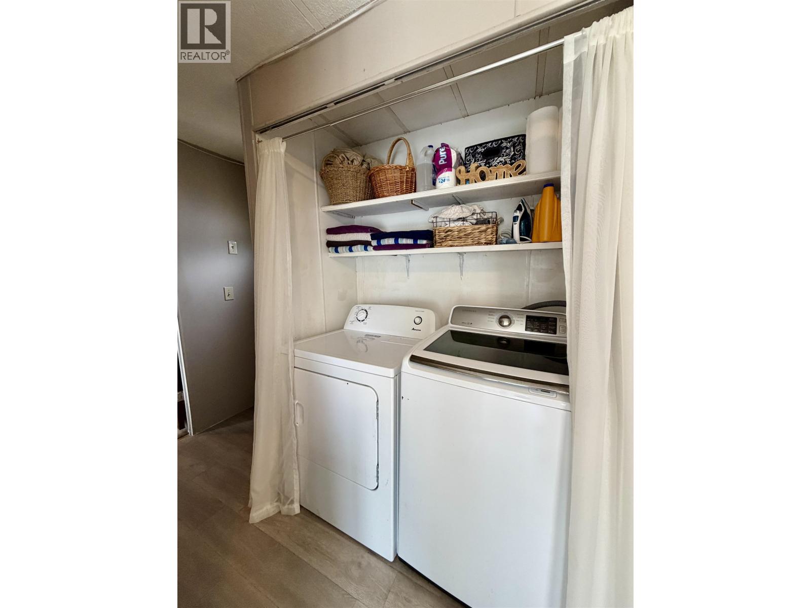 #77 770 N 11TH AVENUE - Image 10