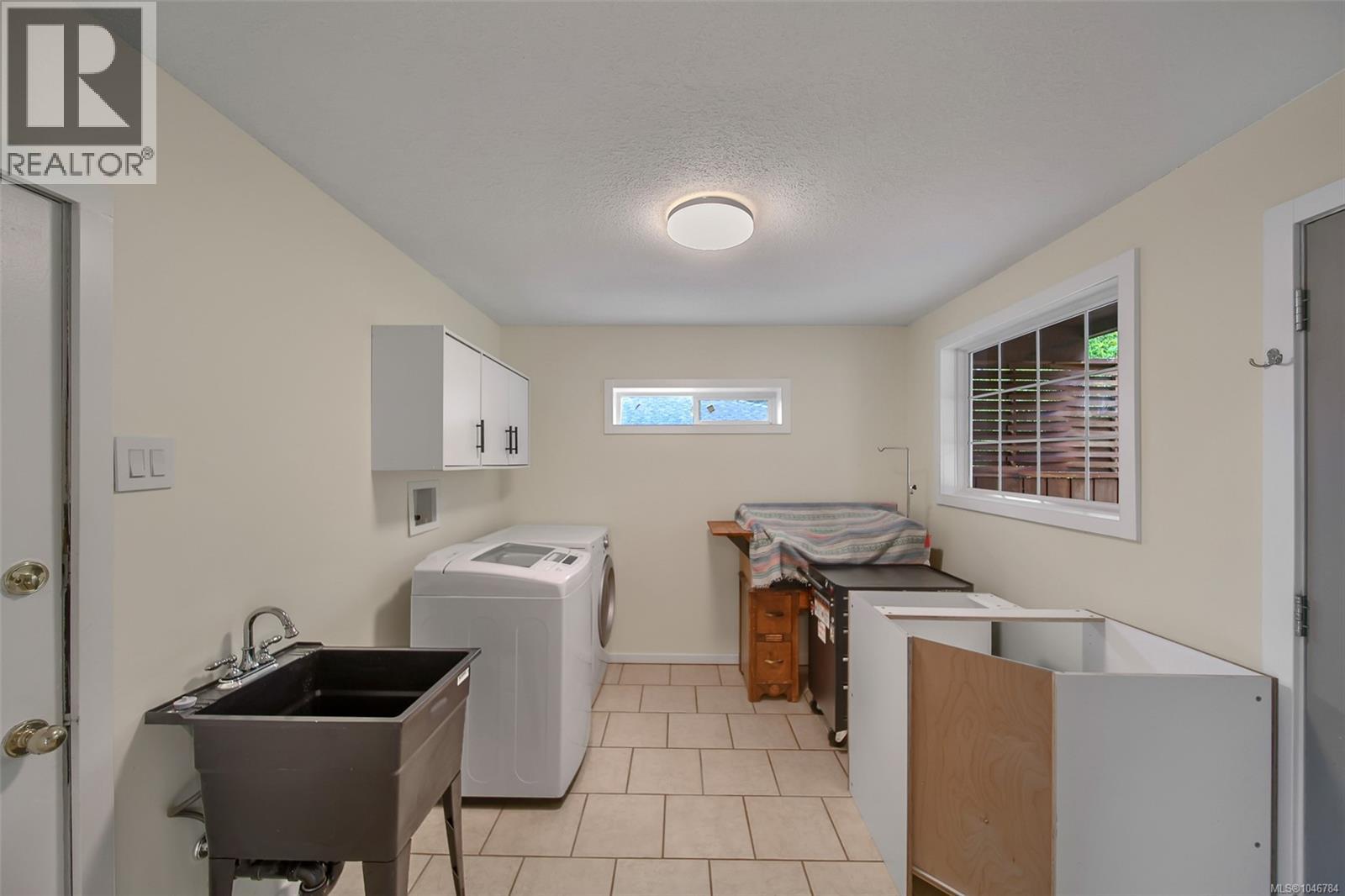 4281 Michigan Rd - 22