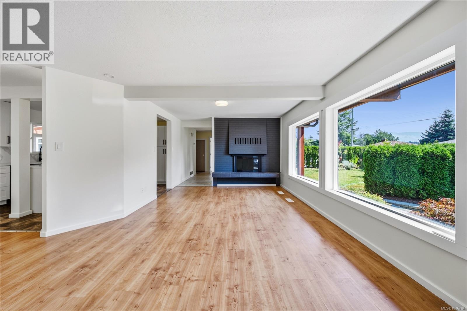 4281 Michigan Rd - 9