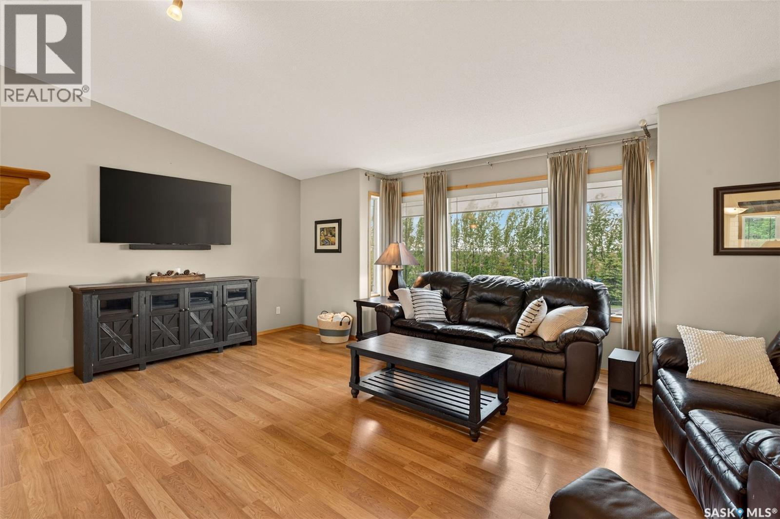 Hiebert Acreage - Image 23