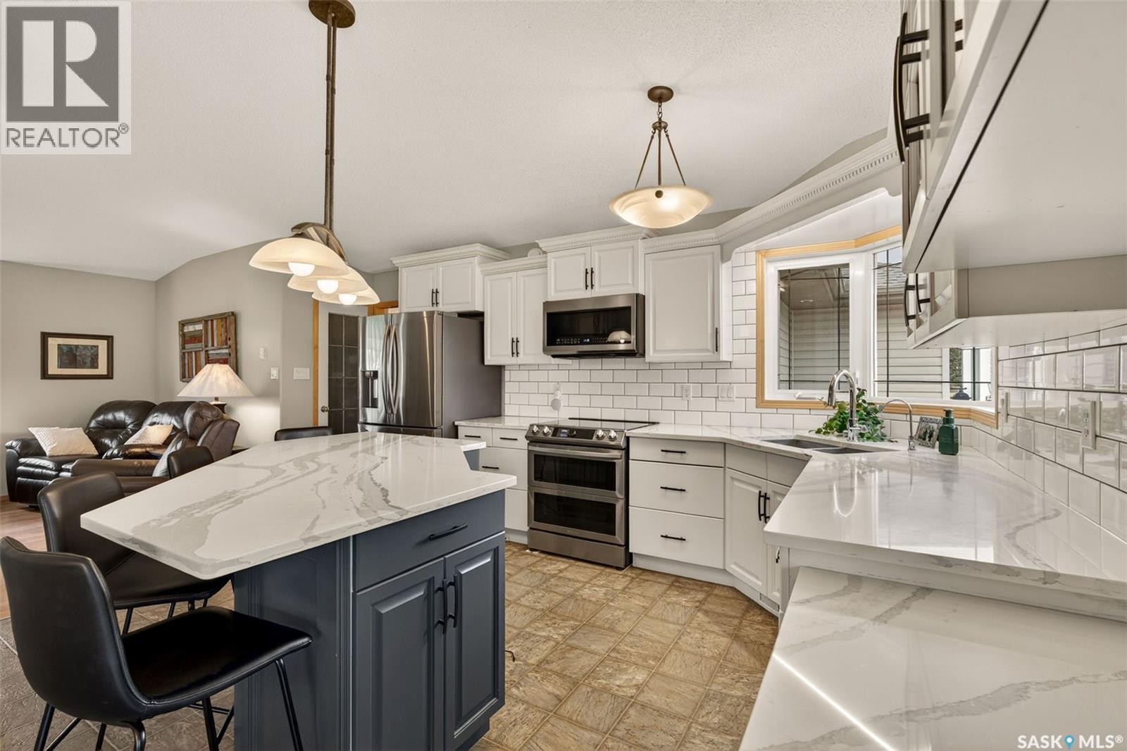 Hiebert Acreage - Image 16