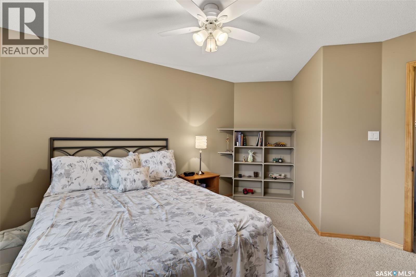 Hiebert Acreage - 37