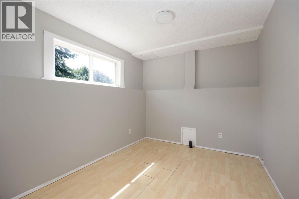 185 Eymundson Road - Image 23