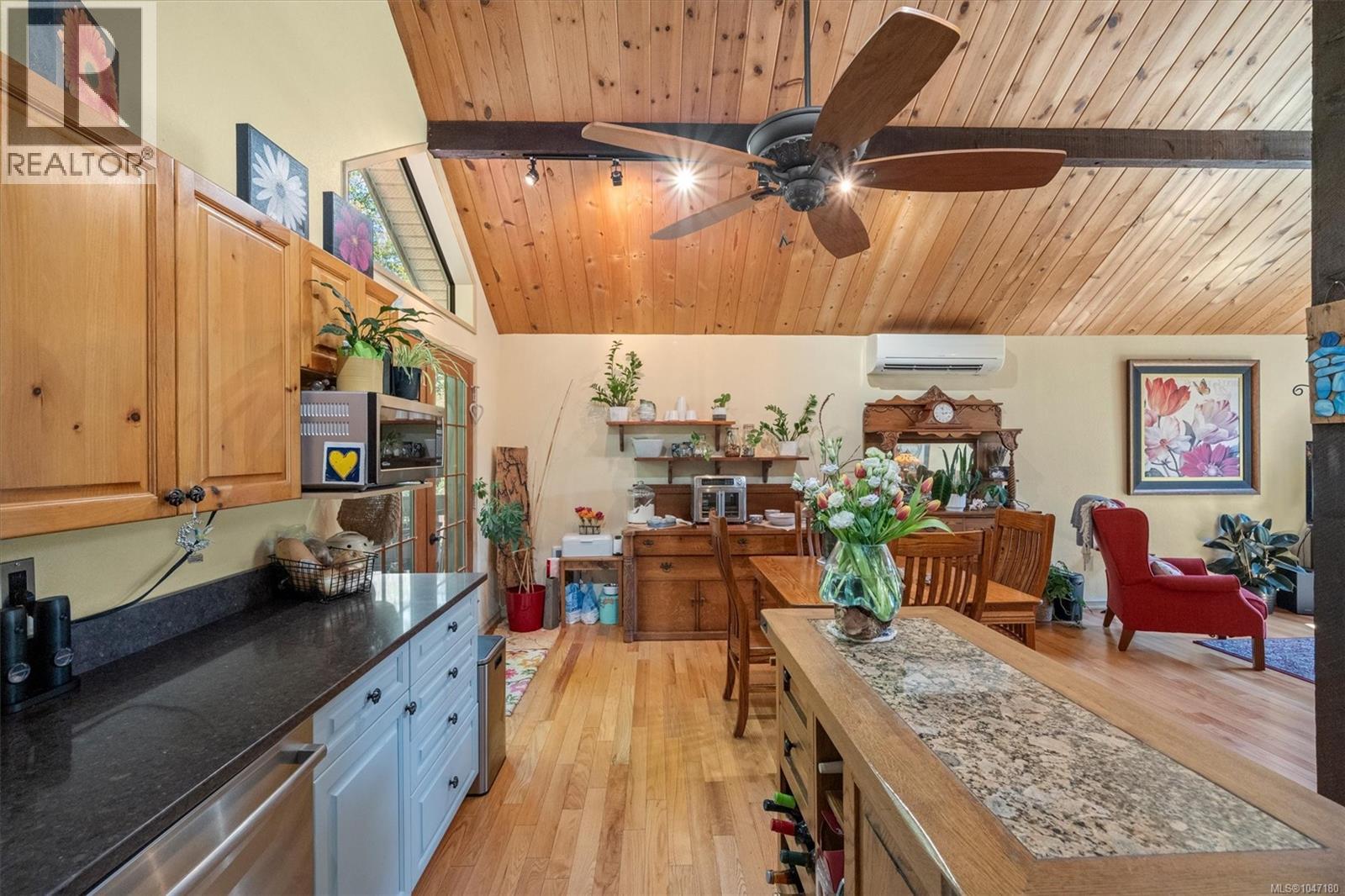 1456 Hurford Ave, Courtenay