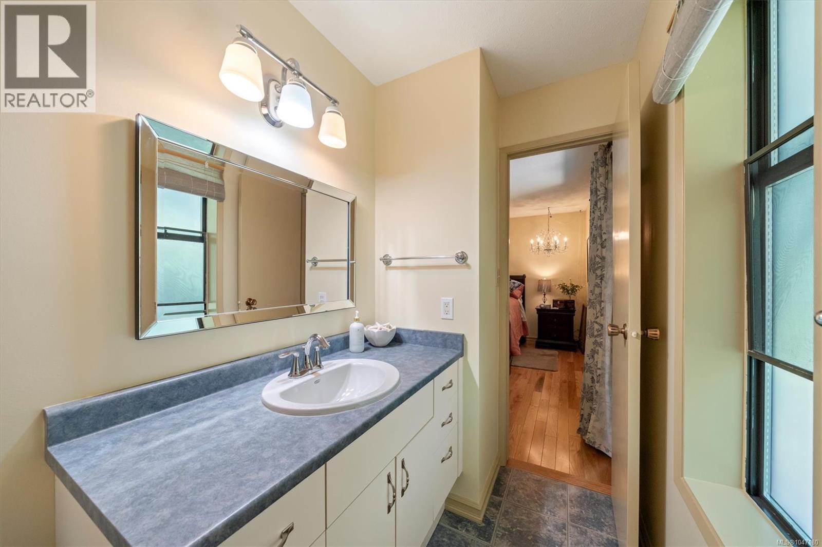 1456 Hurford Ave, Courtenay