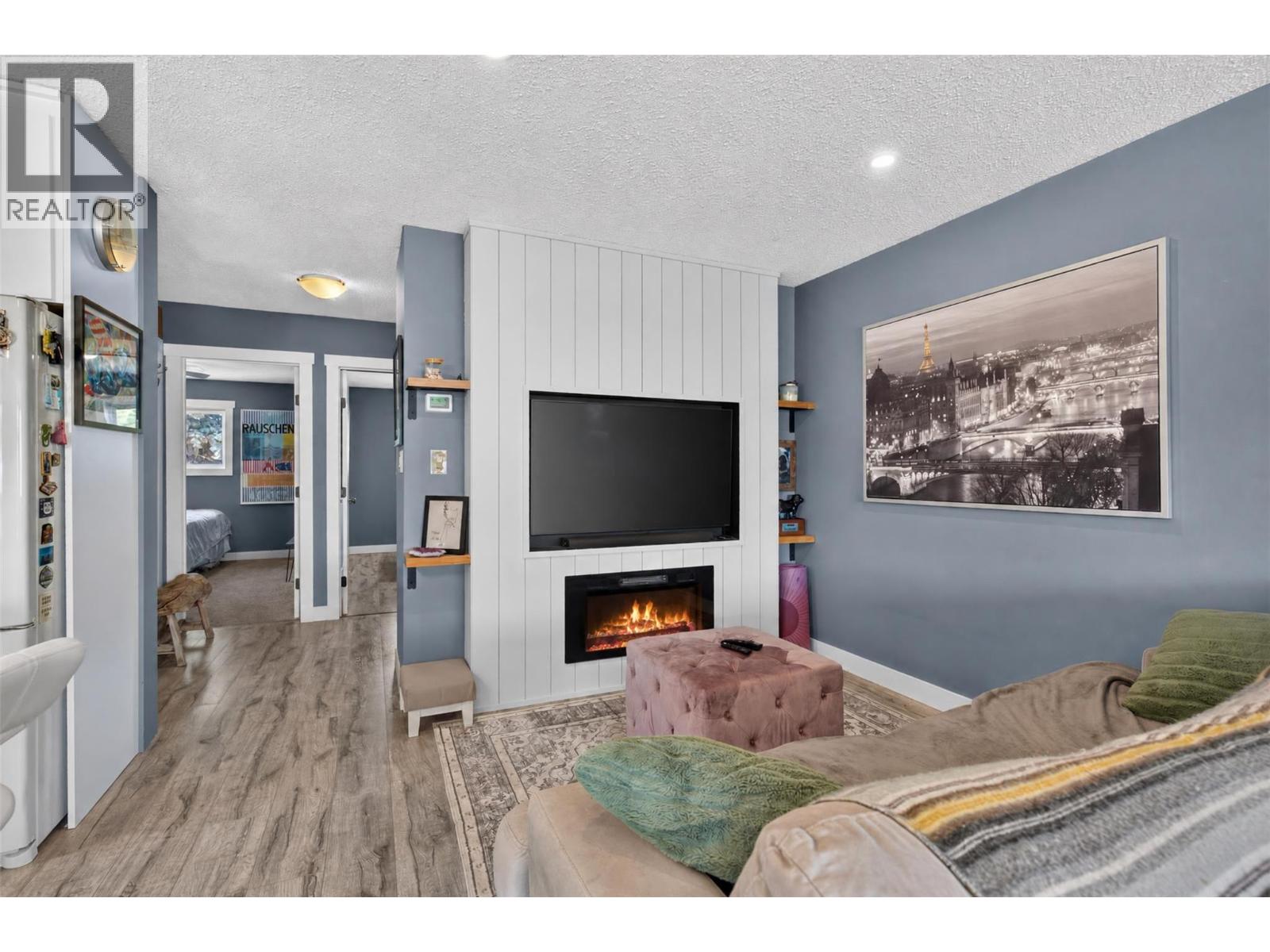 3703 Commonage Crescent - 21
