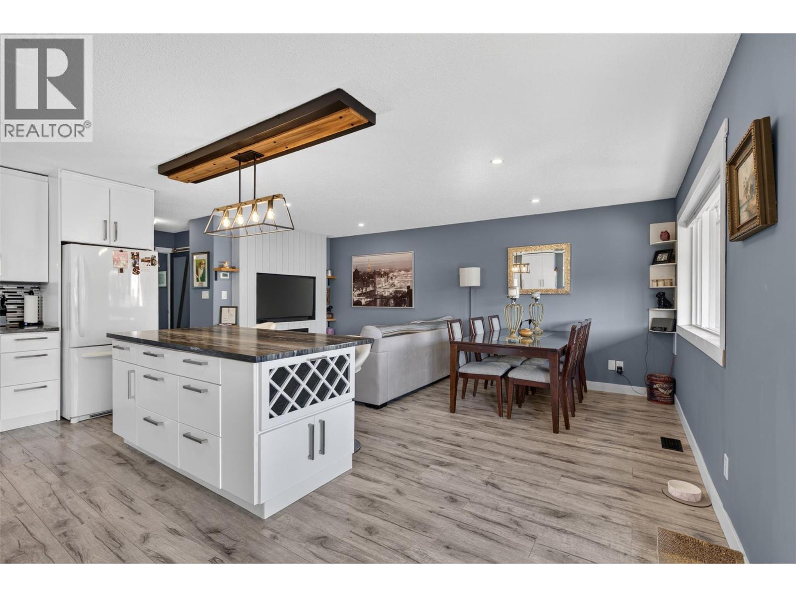 3703 Commonage Crescent - 14