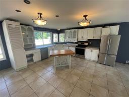 220 Ottawa Street, Carberry, MB R0K0H0 Photo 13