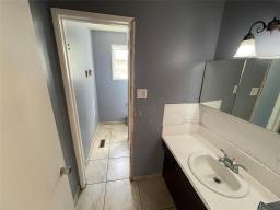 220 Ottawa Street, Carberry, MB R0K0H0 Photo 16