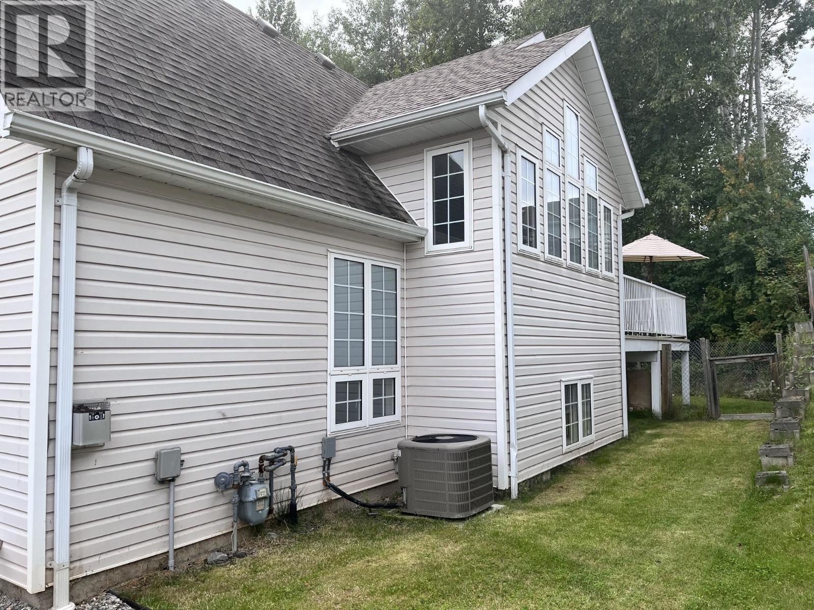 421 DAWSON STREET - Image 3