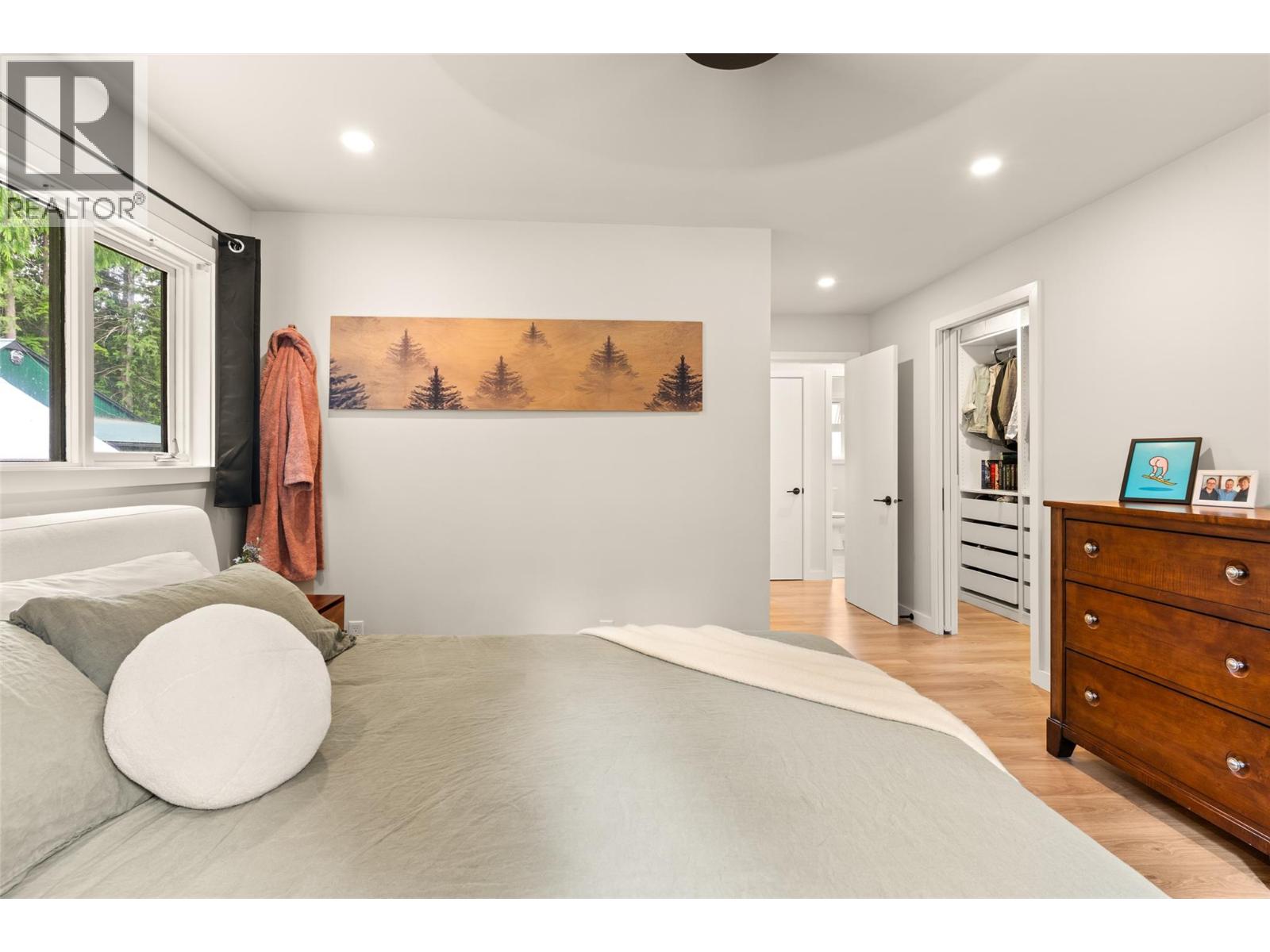 3447 Catherwood Road, Revelstoke