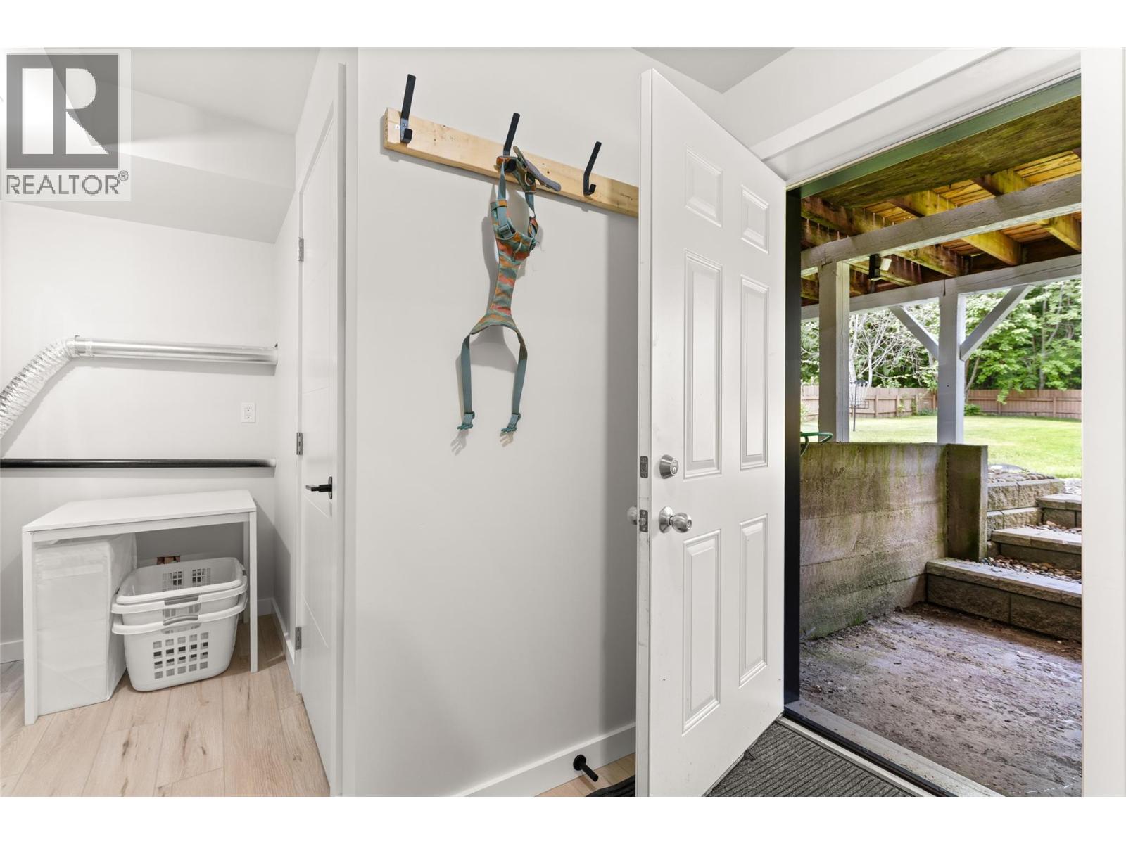 3447 Catherwood Road, Revelstoke
