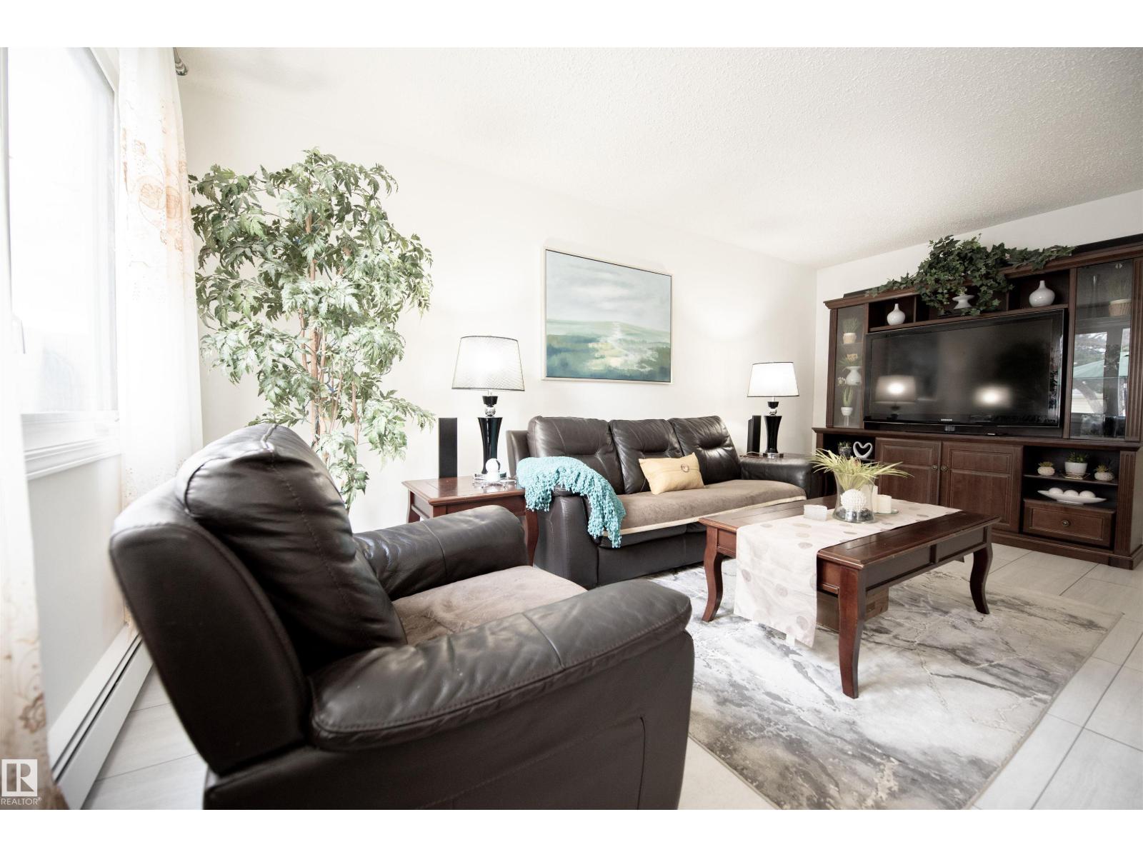 #118 16344 109 ST NW - Image 9