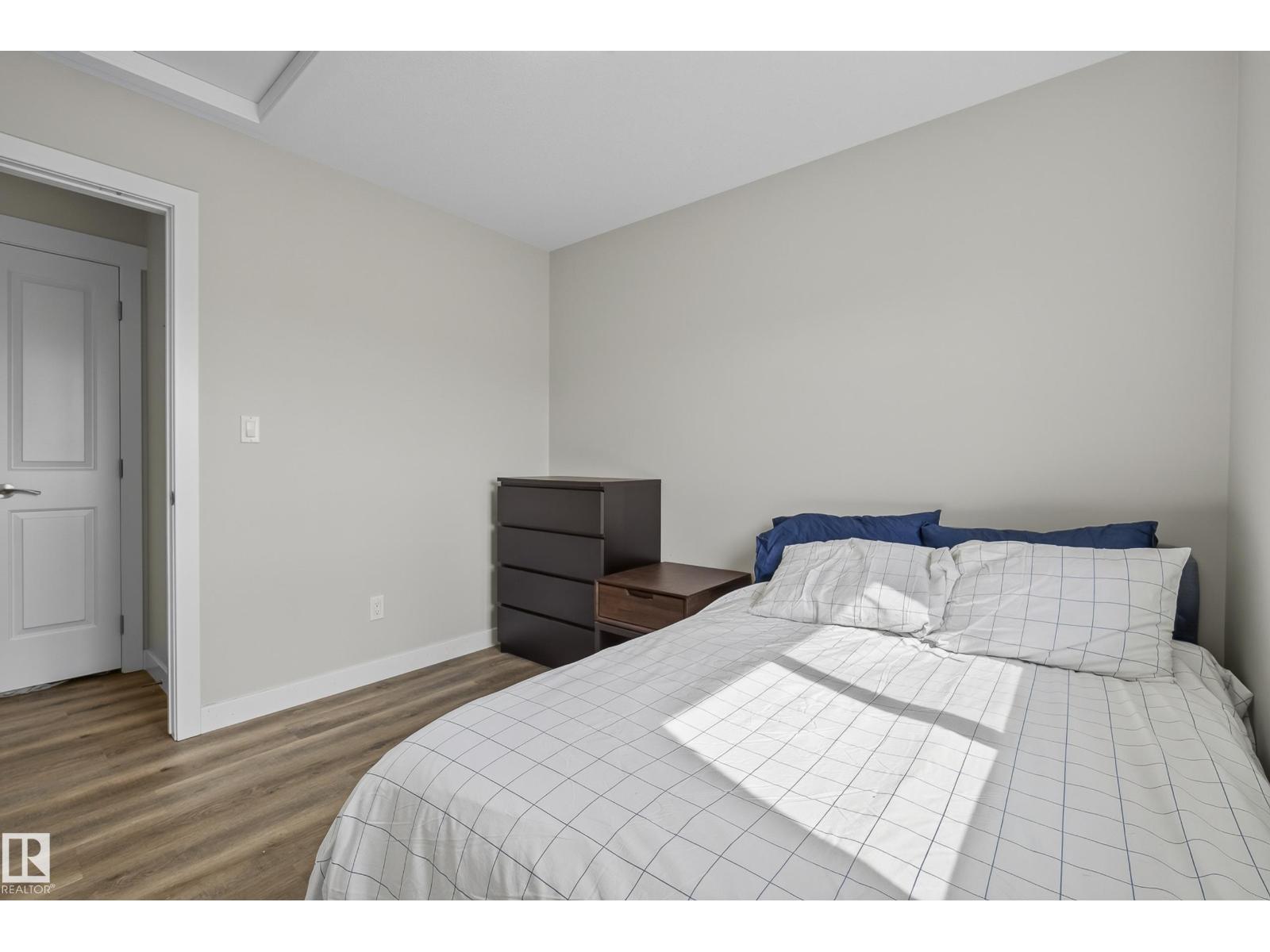 21711 99 AV NW - Image 32