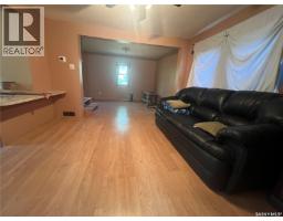 506 Gonczy Avenue, Esterhazy, SK S0A0X0 Photo 15