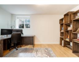 21215 43 Avenue, Langley, BC V3A7R9 Photo 24