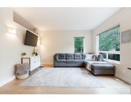 21215 43 Avenue, Langley, BC V3A7R9 Photo 9