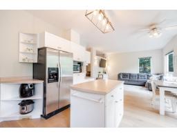 21215 43 Avenue, Langley, BC V3A7R9 Photo 6