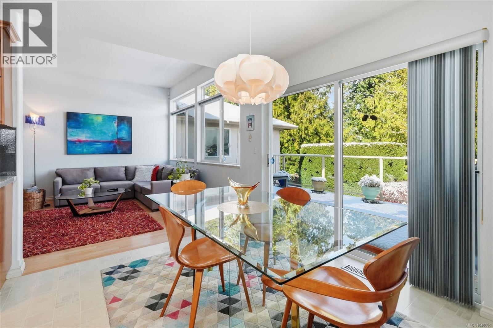 211 Saturna Dr - Image 5