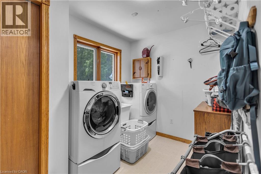 1306 ST JOHNS Road W - Image 15