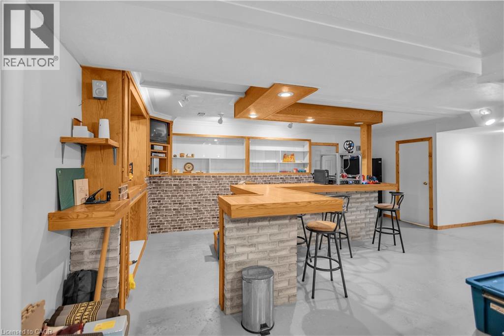 1306 ST JOHNS Road W - Image 34