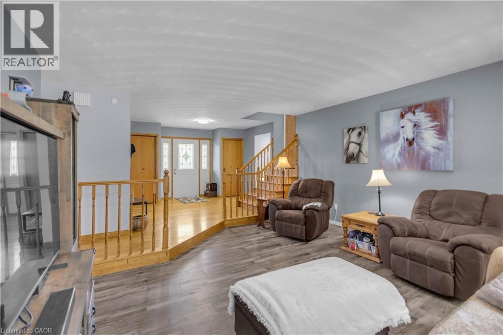 1306 ST JOHNS Road W - Image 7
