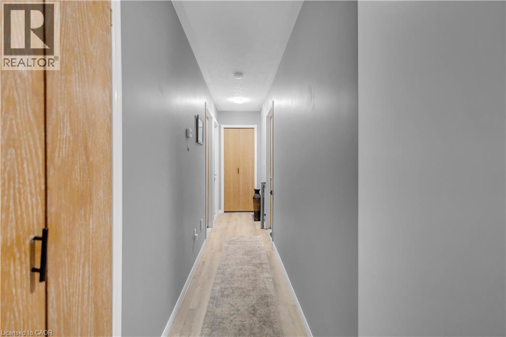1306 ST JOHNS Road W - Image 16