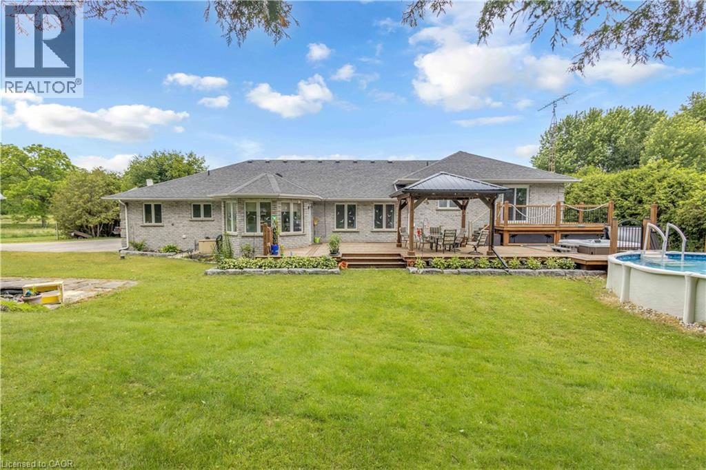 1306 ST JOHNS Road W - Image 40