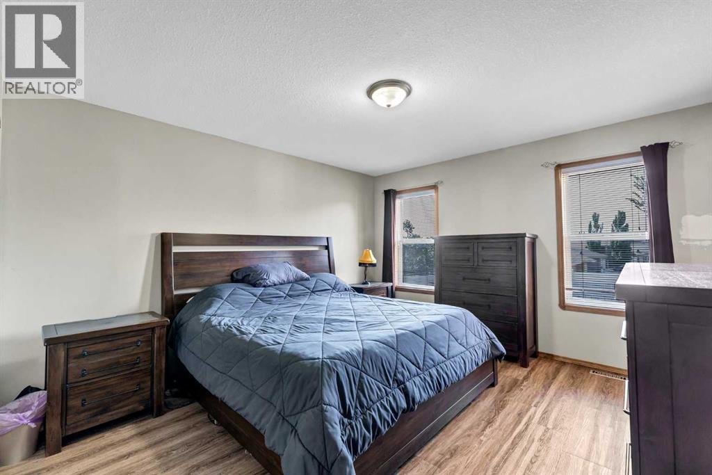 402 Stratton Way SE - 18