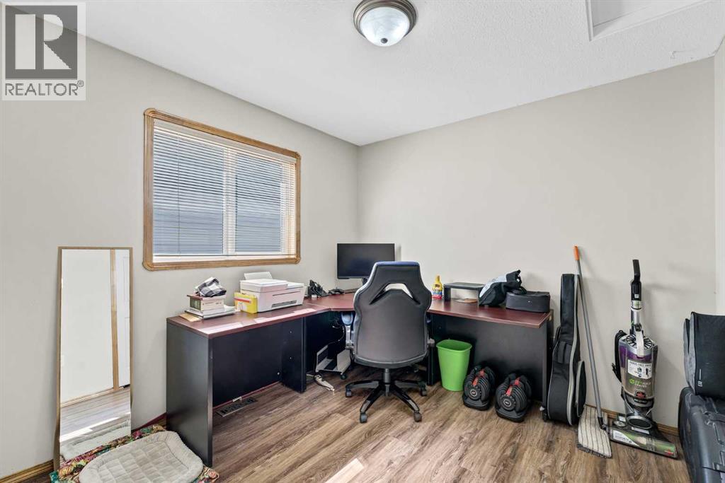 402 Stratton Way SE - Image 24