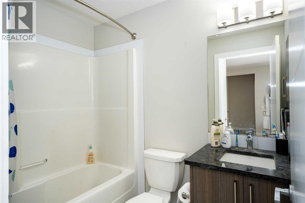 #111 20 Sage Hill Terrace NW - 32