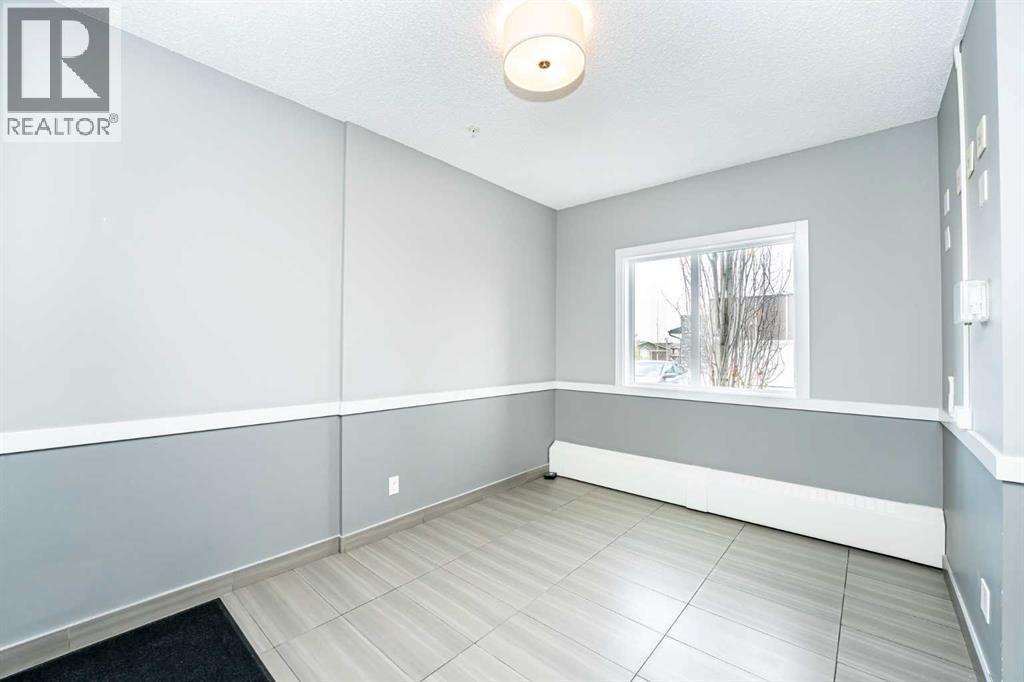 #111 20 Sage Hill Terrace NW - 7