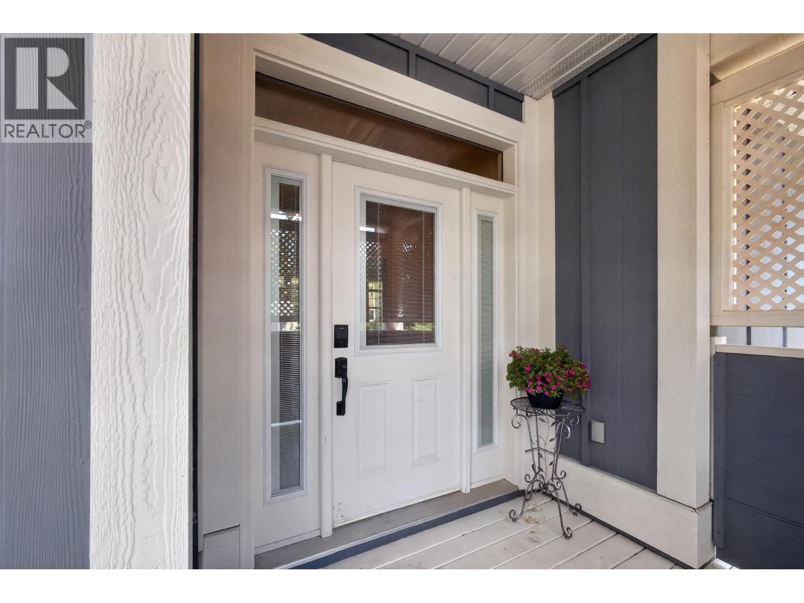 7272 Dunwaters Road - 16