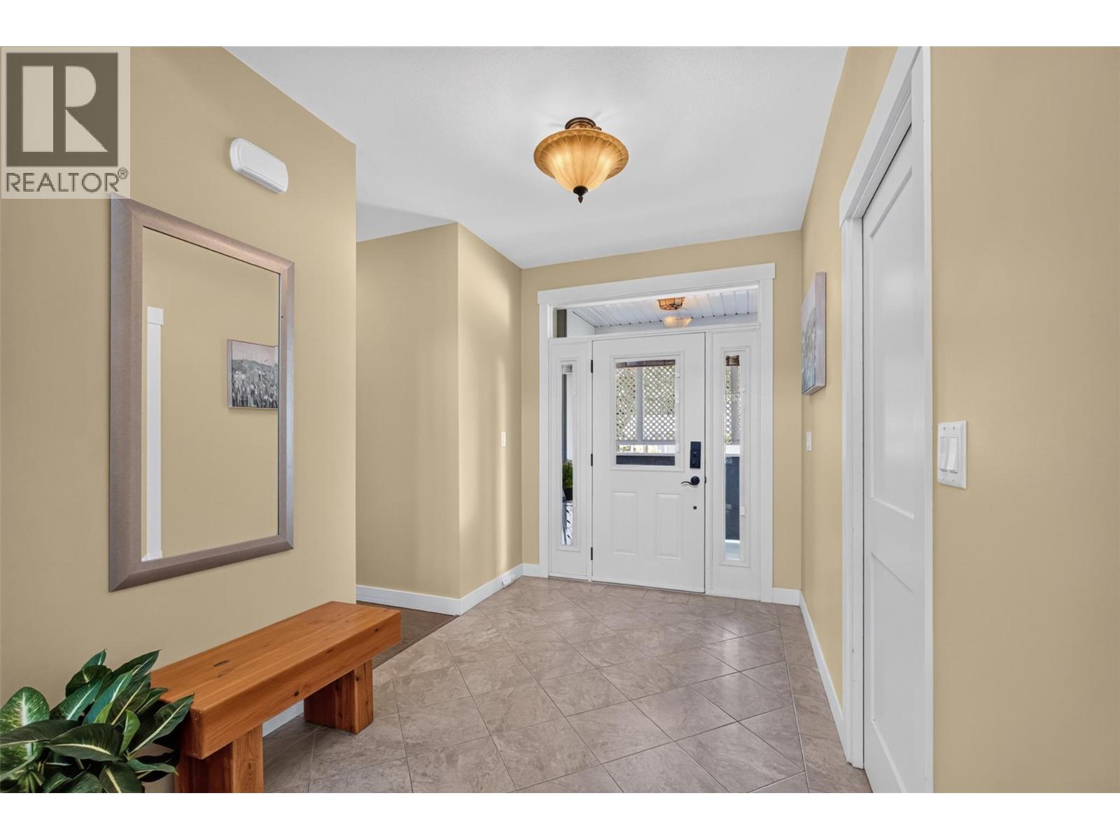 7272 Dunwaters Road - 17