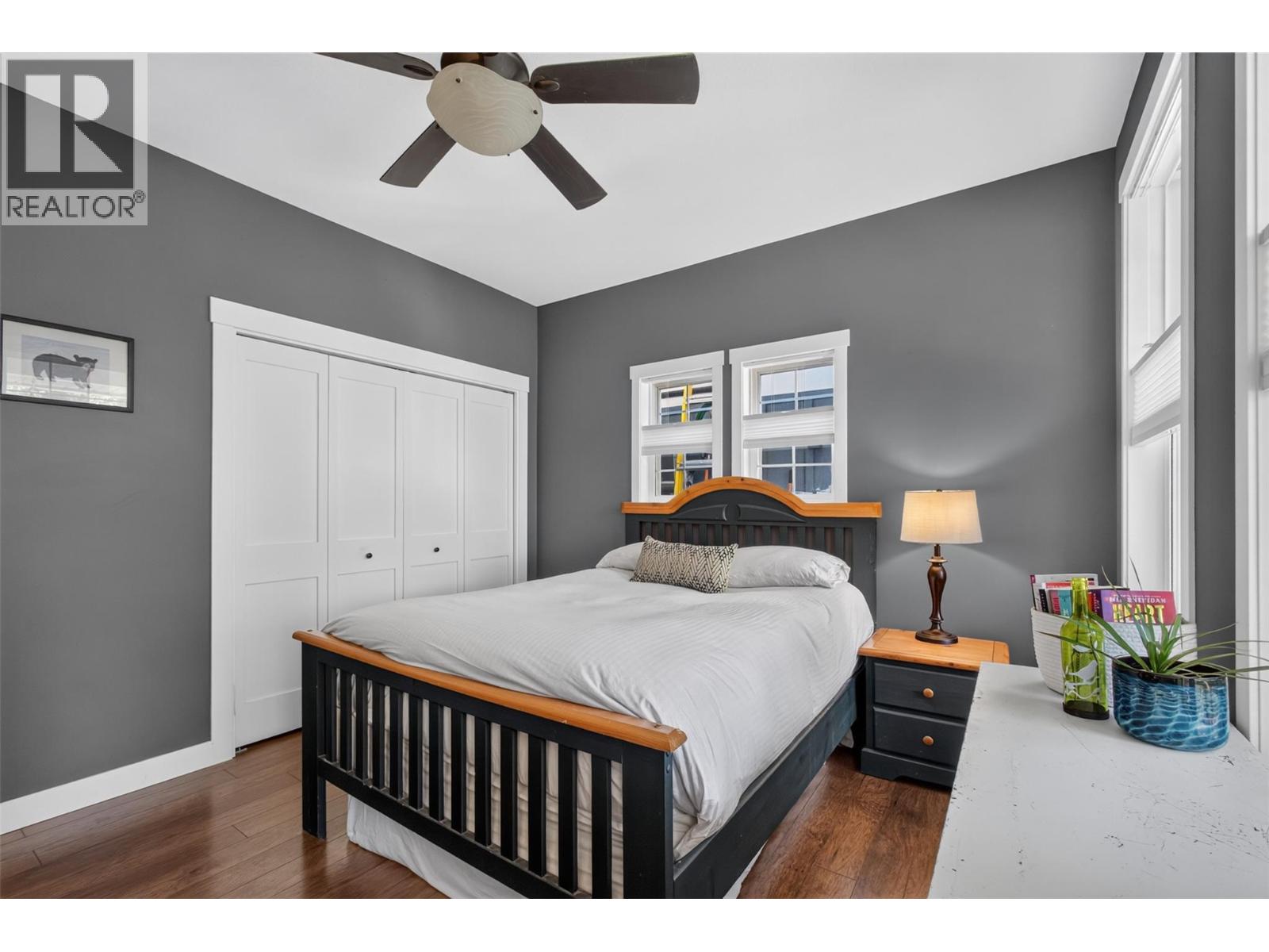 7272 Dunwaters Road - 34