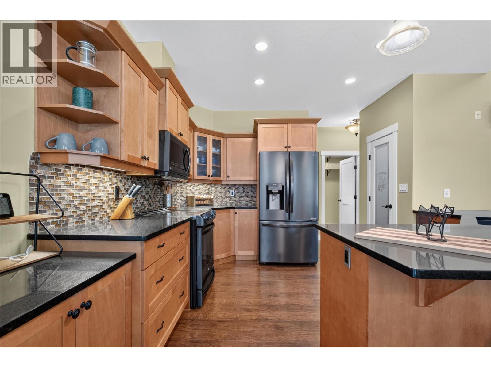 7272 Dunwaters Road - 7