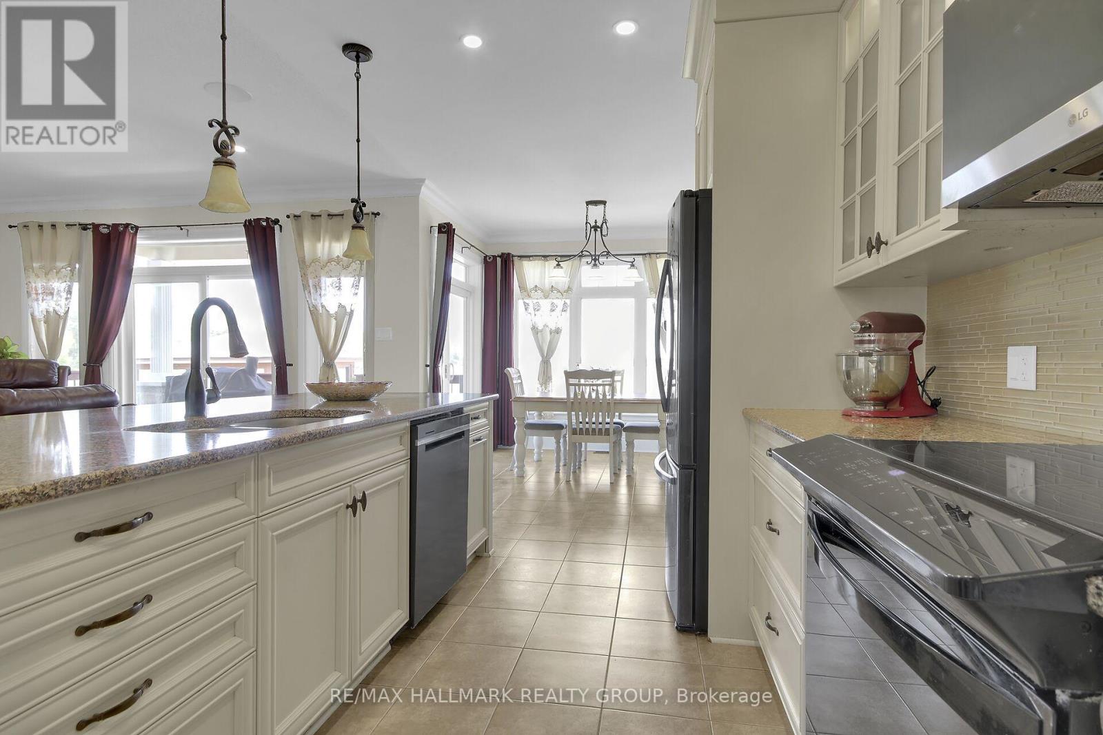 7479 BLEEKS ROAD - 11