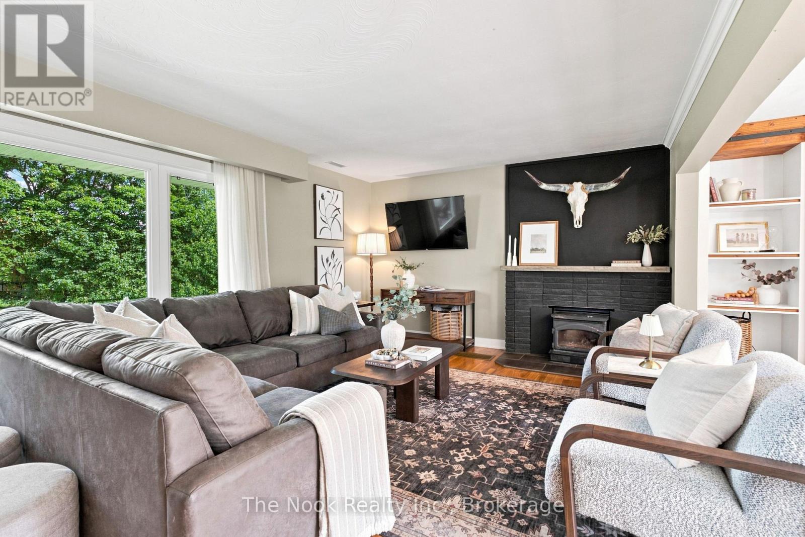 4386 MIDDLE ROAD - Image 15