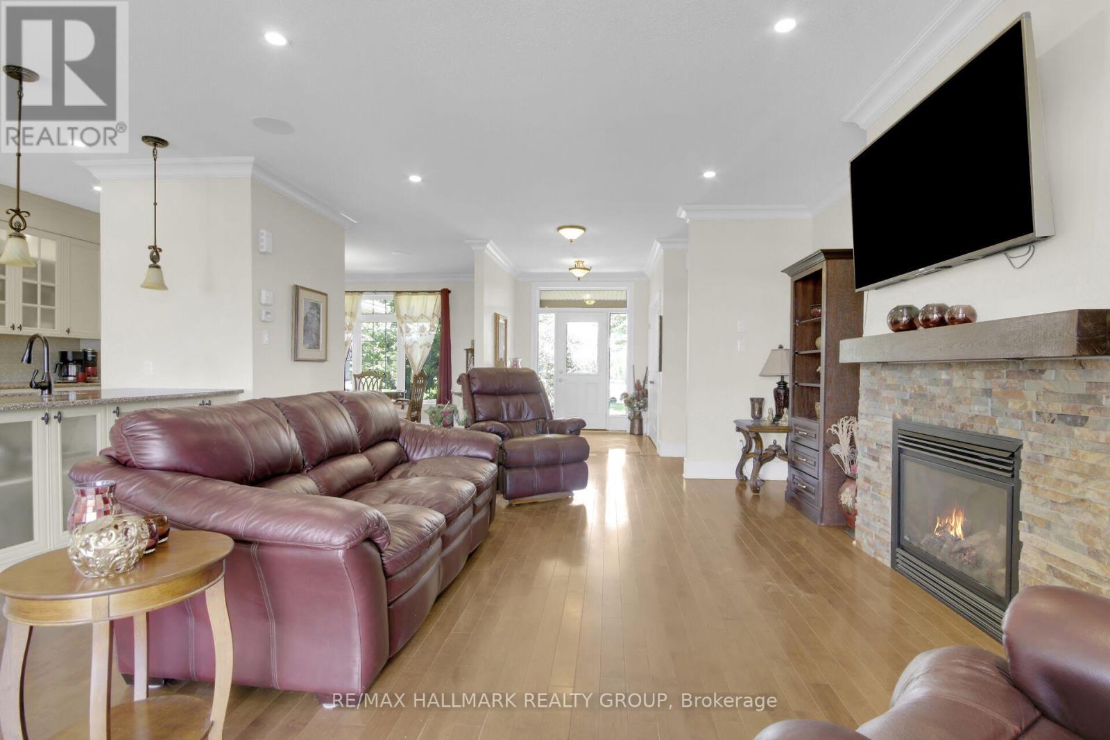 7479 BLEEKS ROAD - 6