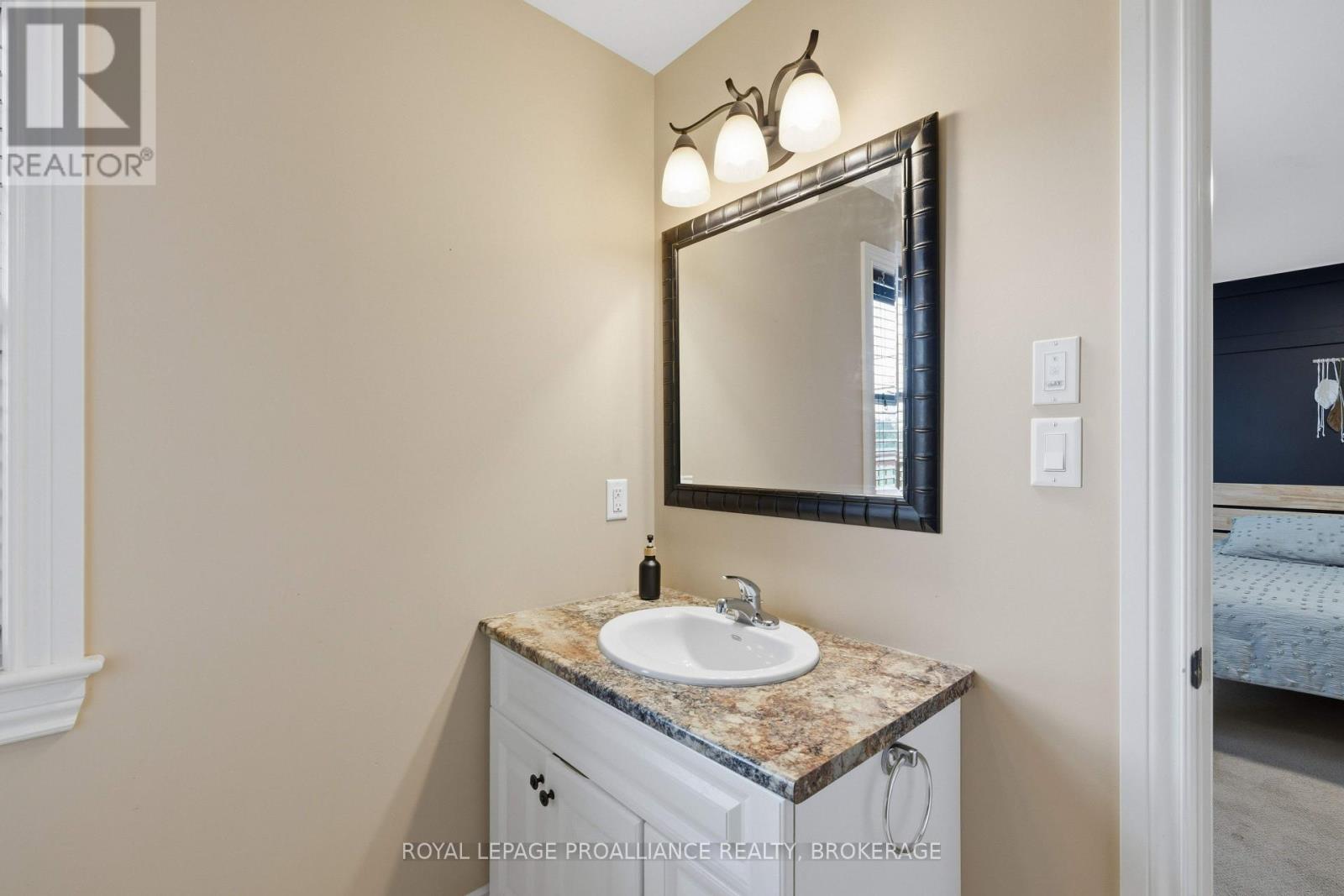 1464 OTTAWA STREET - Image 21