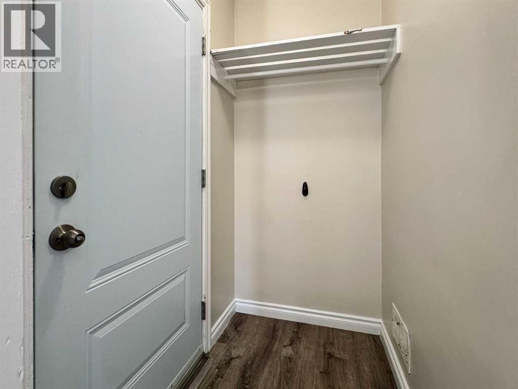 533 23 Street S - Image 3