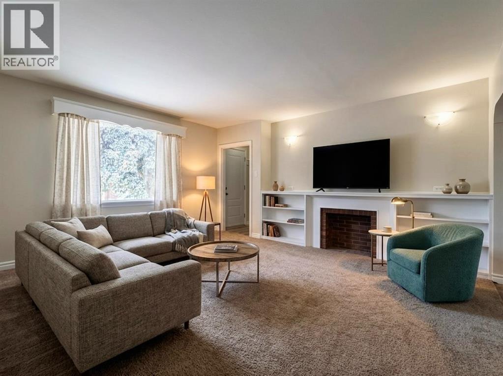 533 23 Street S - Image 6